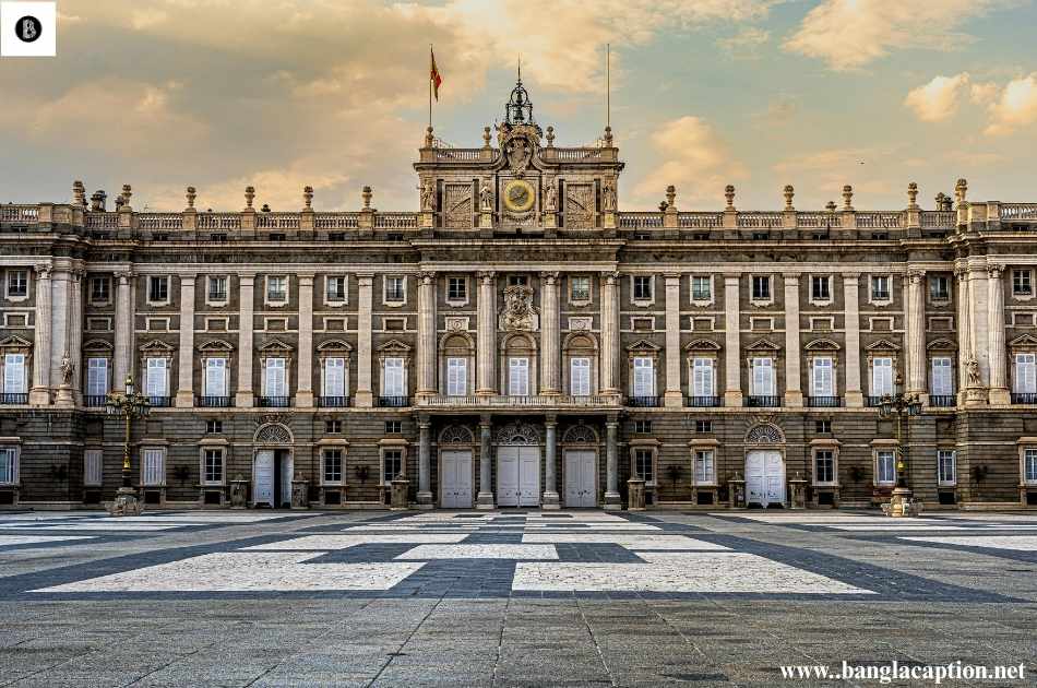 Royal Palace Captions In Hindi